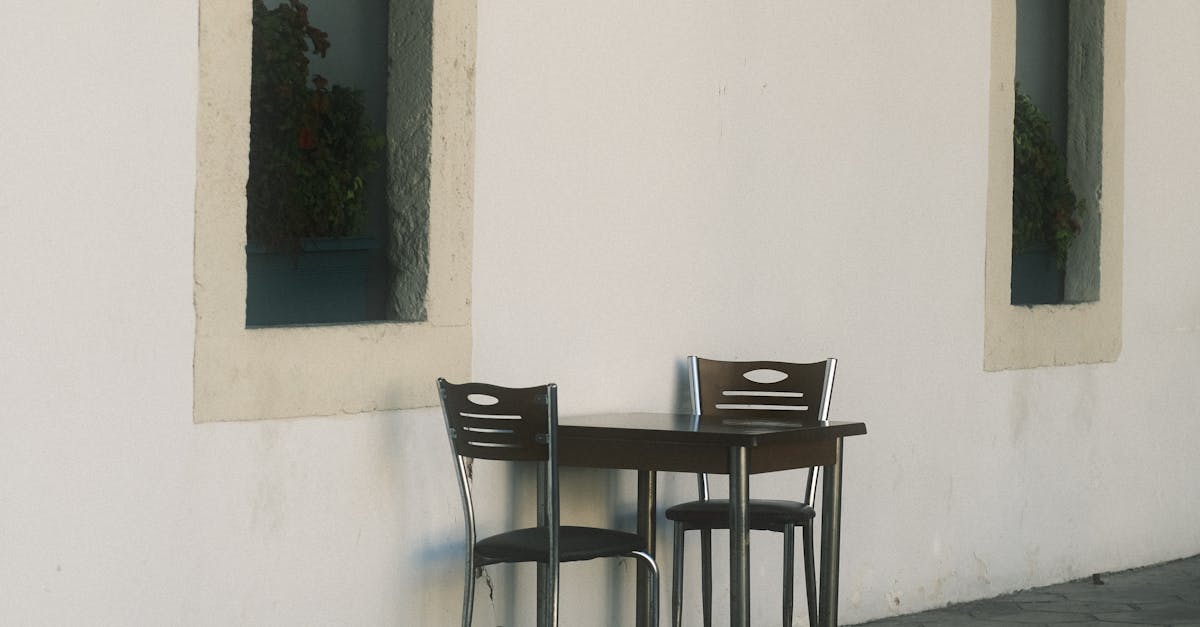 Step-by-Step Guide to Applying Sealants on Epoxy Surfaces